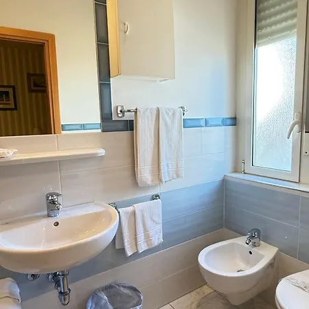 Hotel Ariella