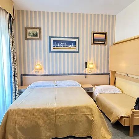 Hotel Ariella 2*